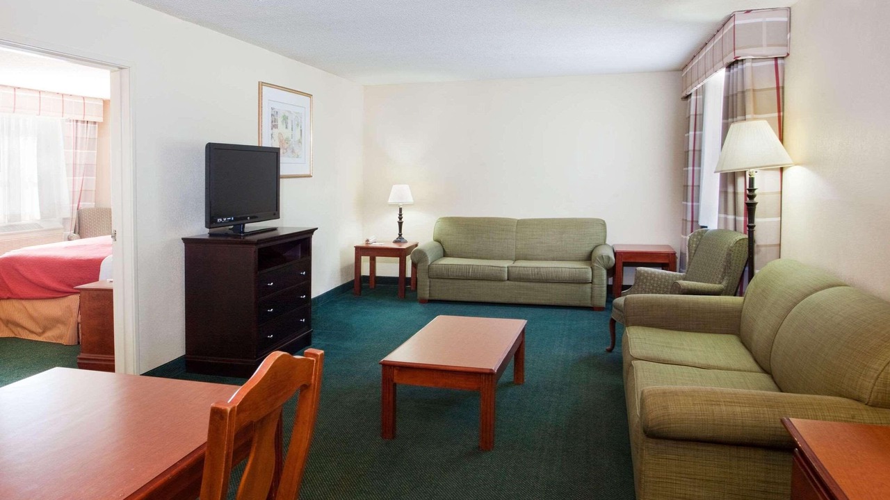 Photo of Bedroom in Hiram
