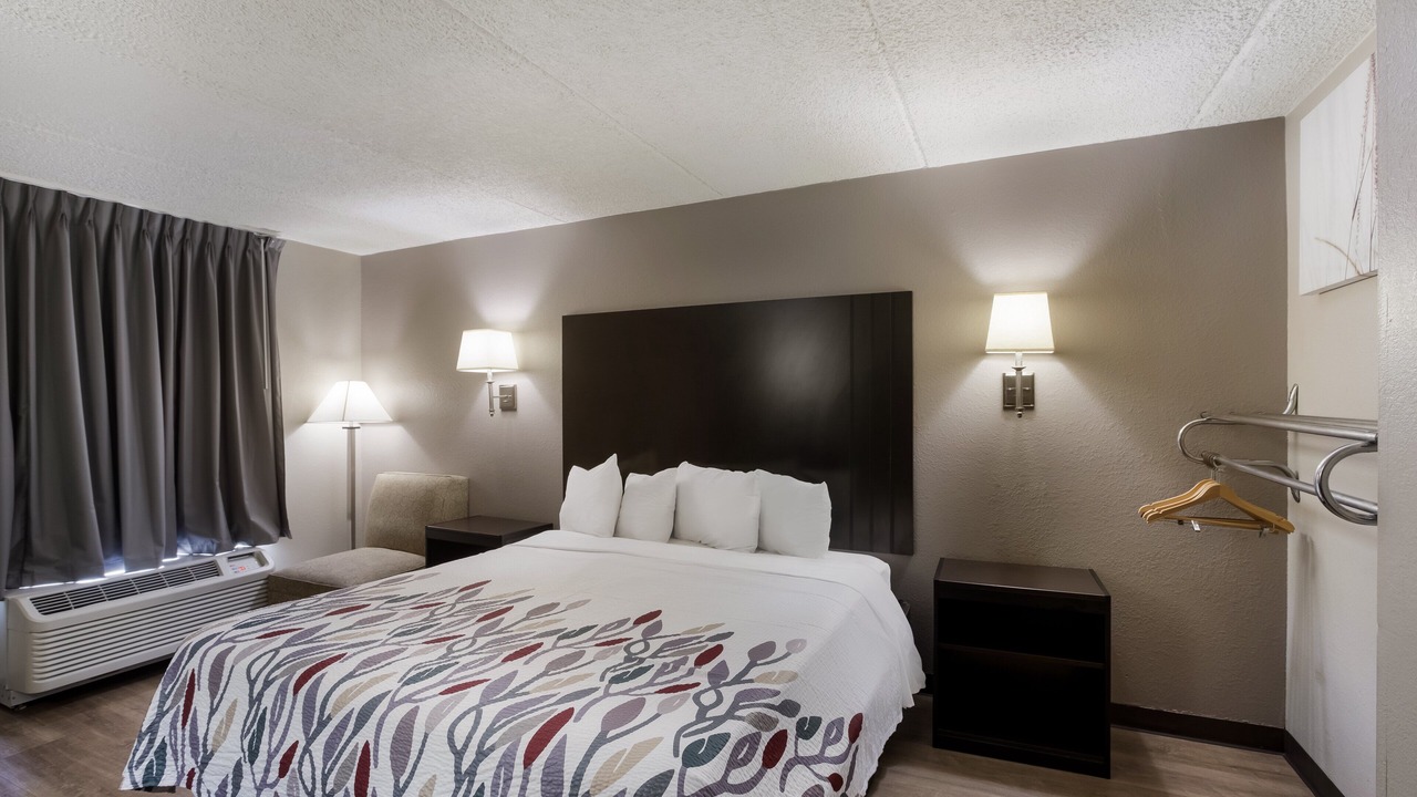 Photo of Bedroom in Conley