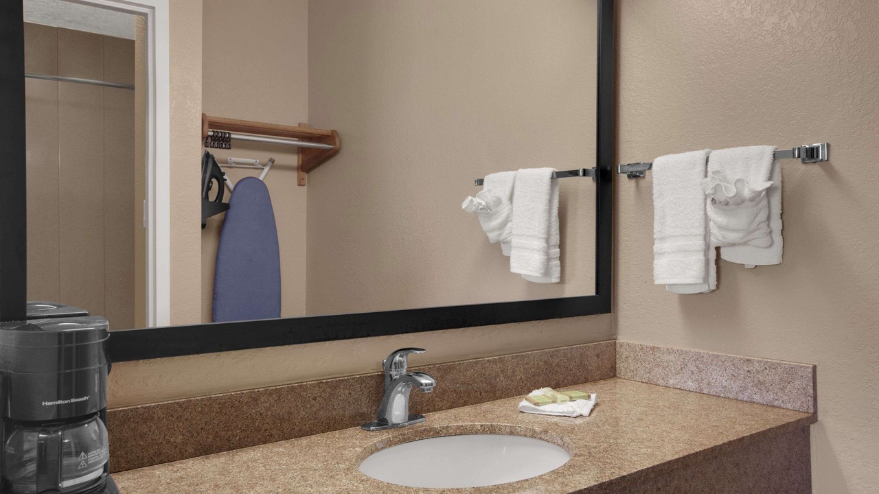 Photo of Bathroom in Winkler