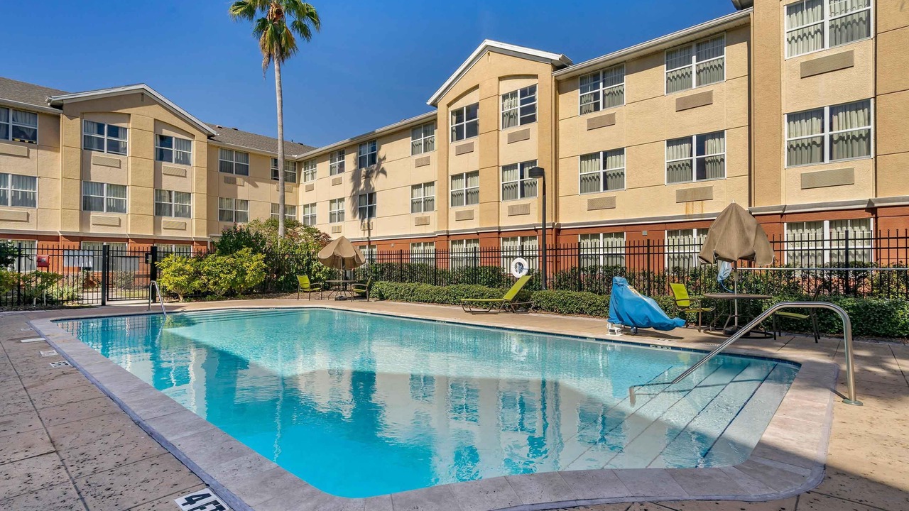 Photo of Outdoor in Carver City - Lincoln Gardens