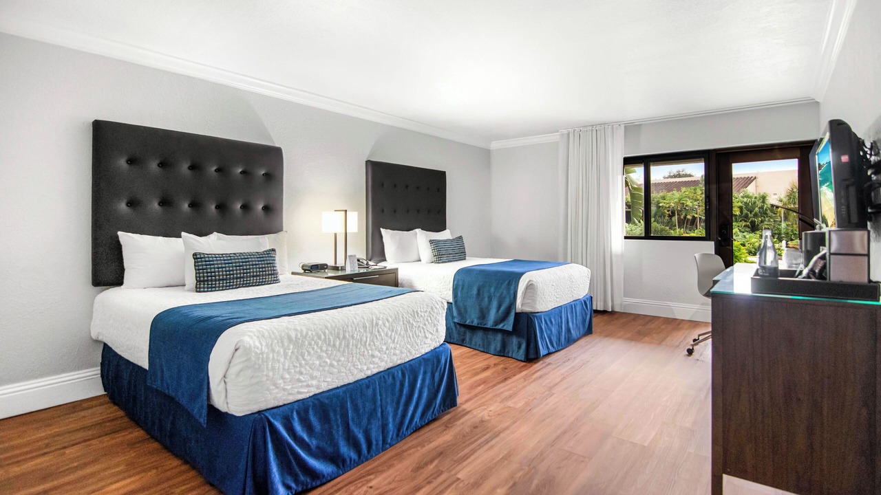 Photo of Bedroom in Miami Lakes