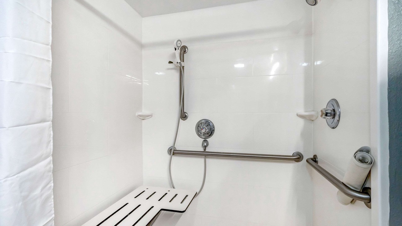 Photo of Bathroom in Sun City Center
