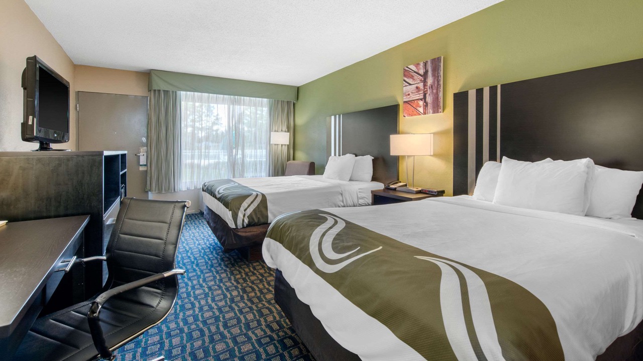 Photo of Bedroom in Brooksville