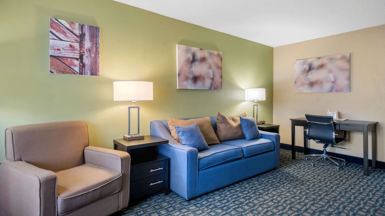 Photo of Bedroom in Brooksville