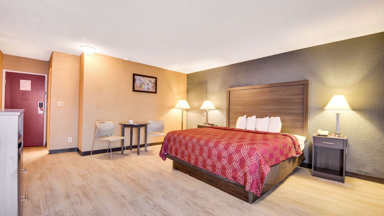 Photo of Bedroom in Temple Crest