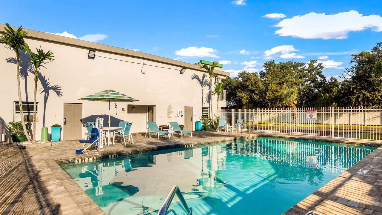 Photo of Outdoor in Bayshore Gardens