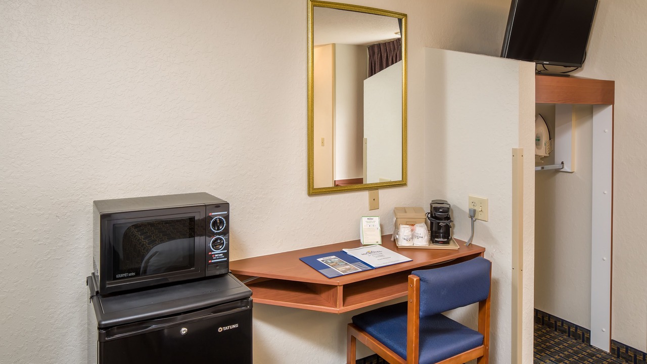 Photo of Bedroom in Silver Lake