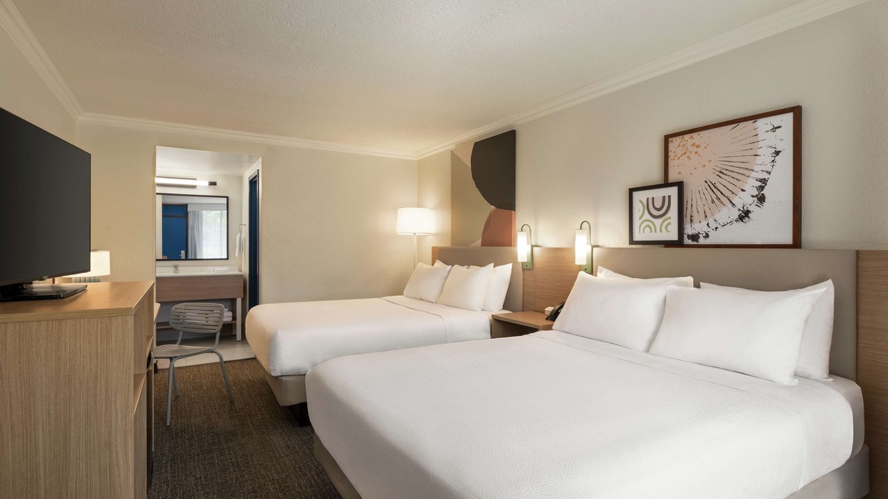 Photo of Bedroom in Gulf Gate Estates