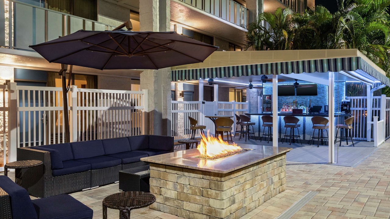 Photo of Outdoor in Gulf Gate Estates