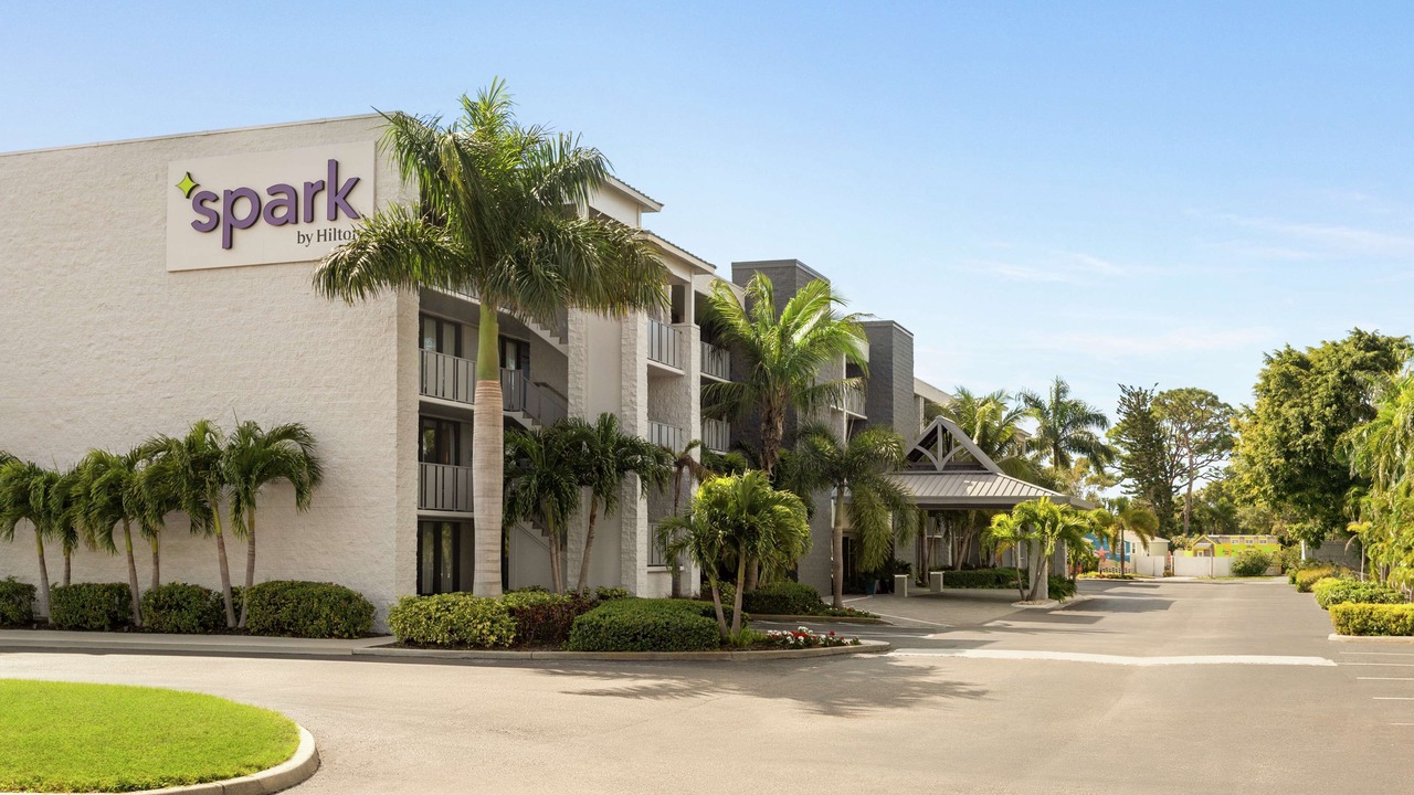 Photo of Outdoor in Gulf Gate Estates