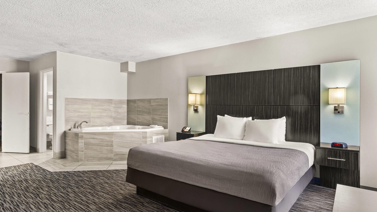 Photo of Bedroom in Orange Park