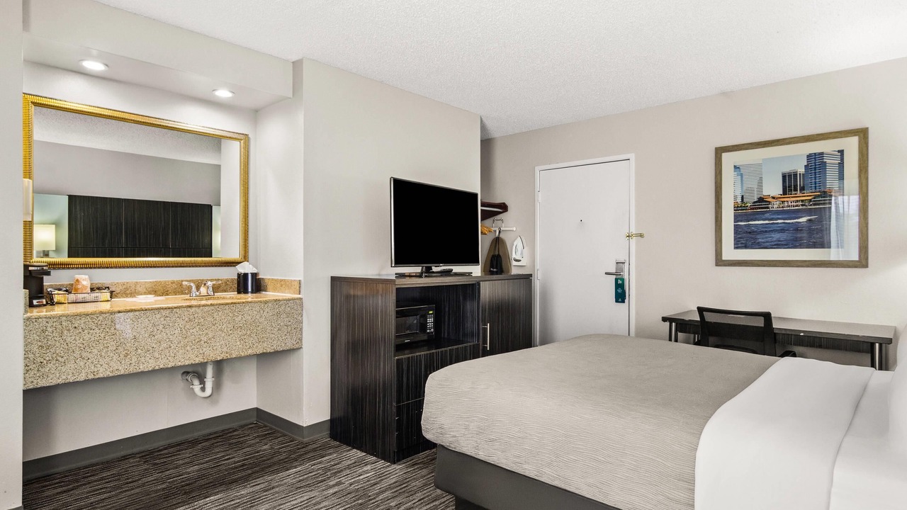 Photo of Bedroom in Orange Park