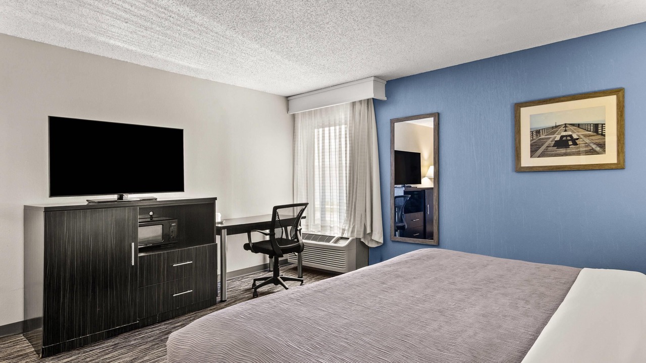 Photo of Bedroom in Orange Park