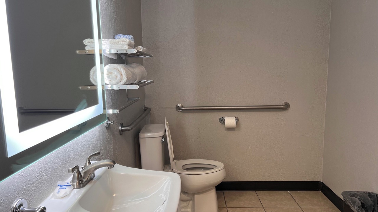 Photo of Bathroom in Orange Park