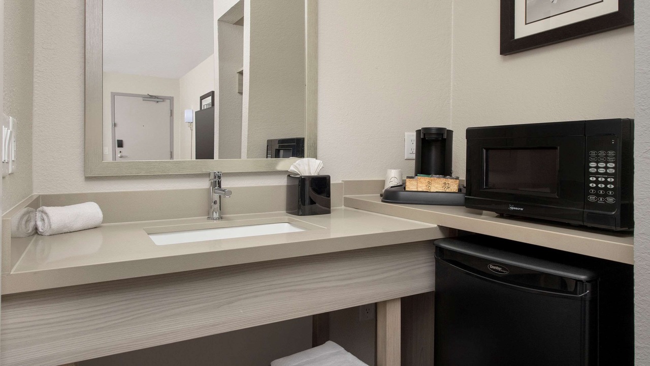 Photo of Bedroom in Atlantic Beach