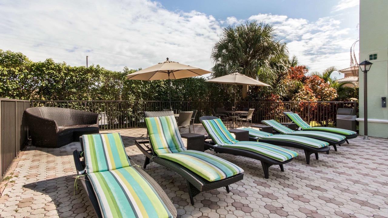 Photo of Patio Balcony in East Boca Raton