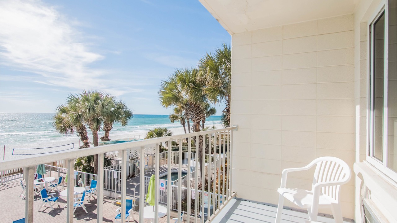 Photo of Patio Balcony in Fort Bay