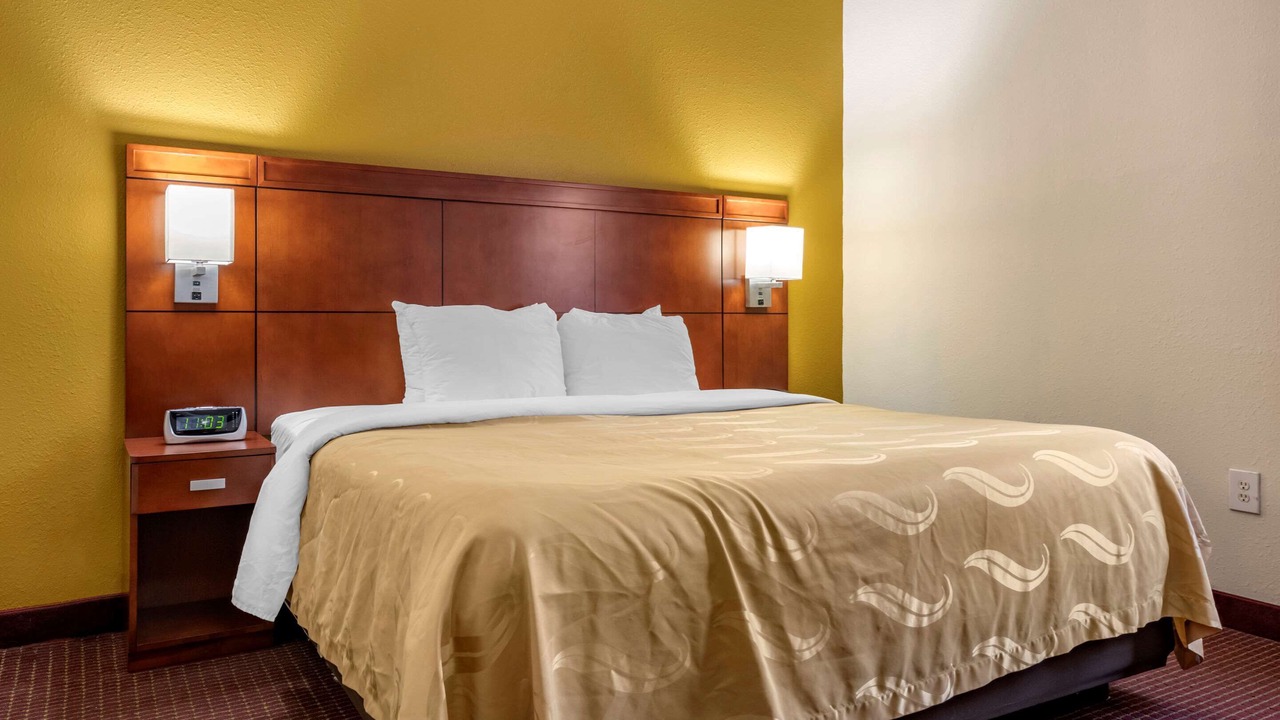 Photo of Bedroom in Zephyrhills
