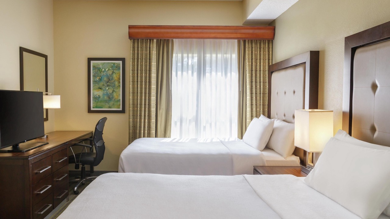 Photo of Bedroom in Feather Sound