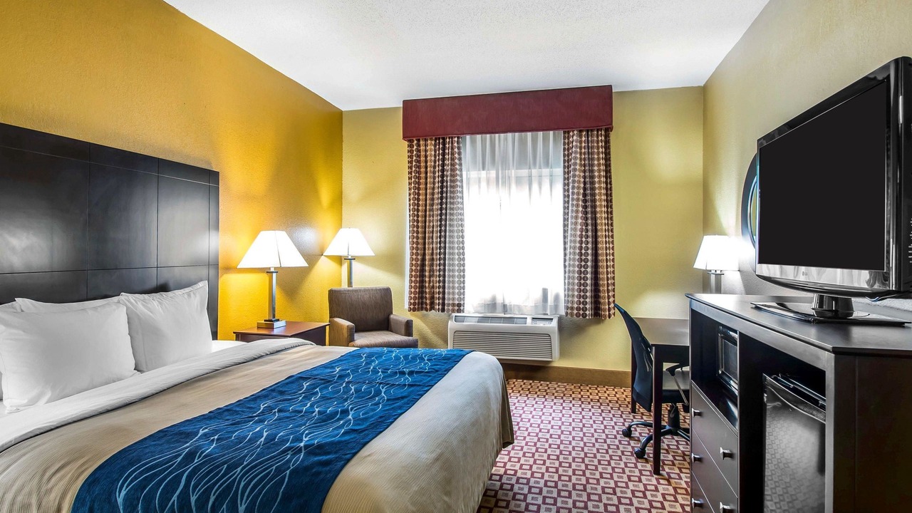 Photo of Bedroom in Plant City