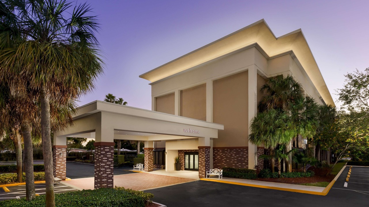 Photo of Outdoor in Oakland Park