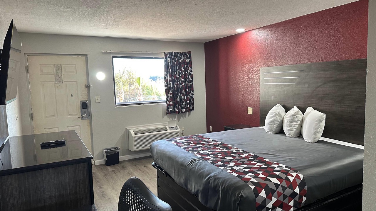 Photo of Bedroom in Church Street