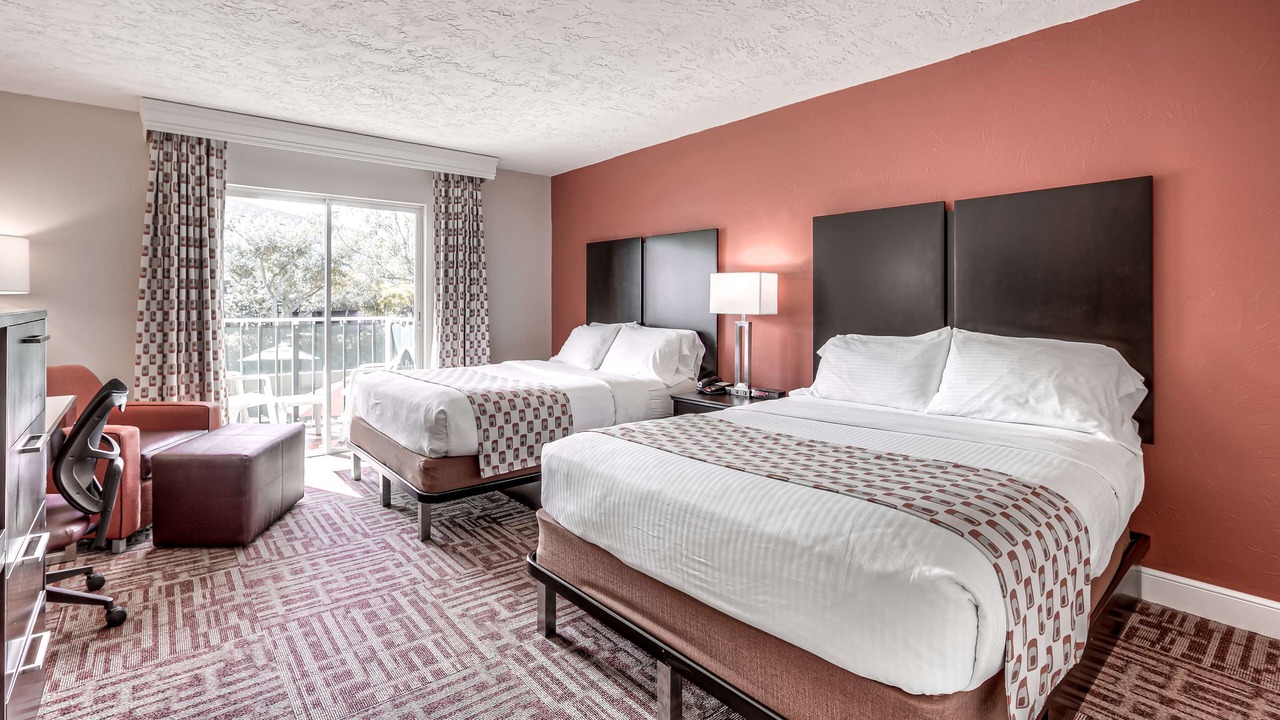 Photo of Bedroom in Park Shore