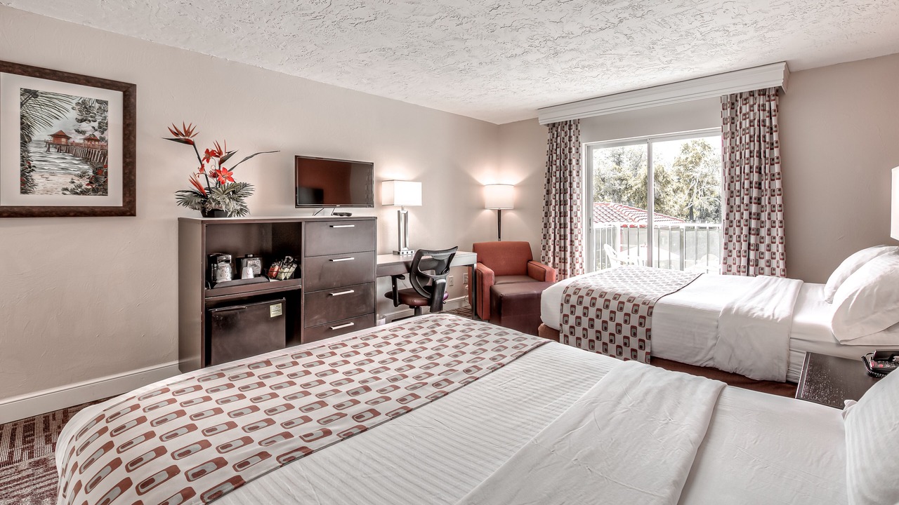 Photo of Bedroom in Park Shore