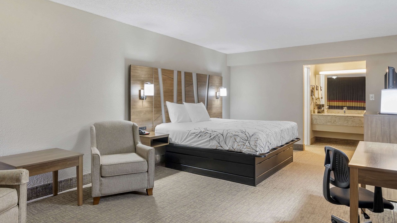 Photo of Bedroom in Homosassa Springs