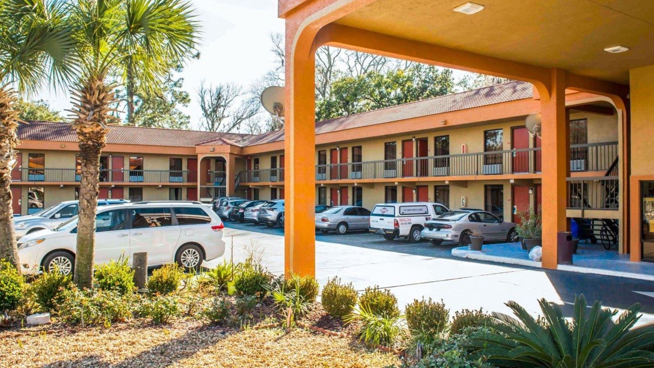 Photo of Outdoor in Bay VIew Addition