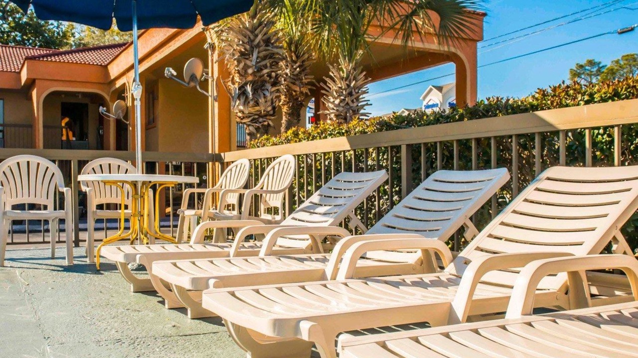 Photo of Outdoor in Bay VIew Addition