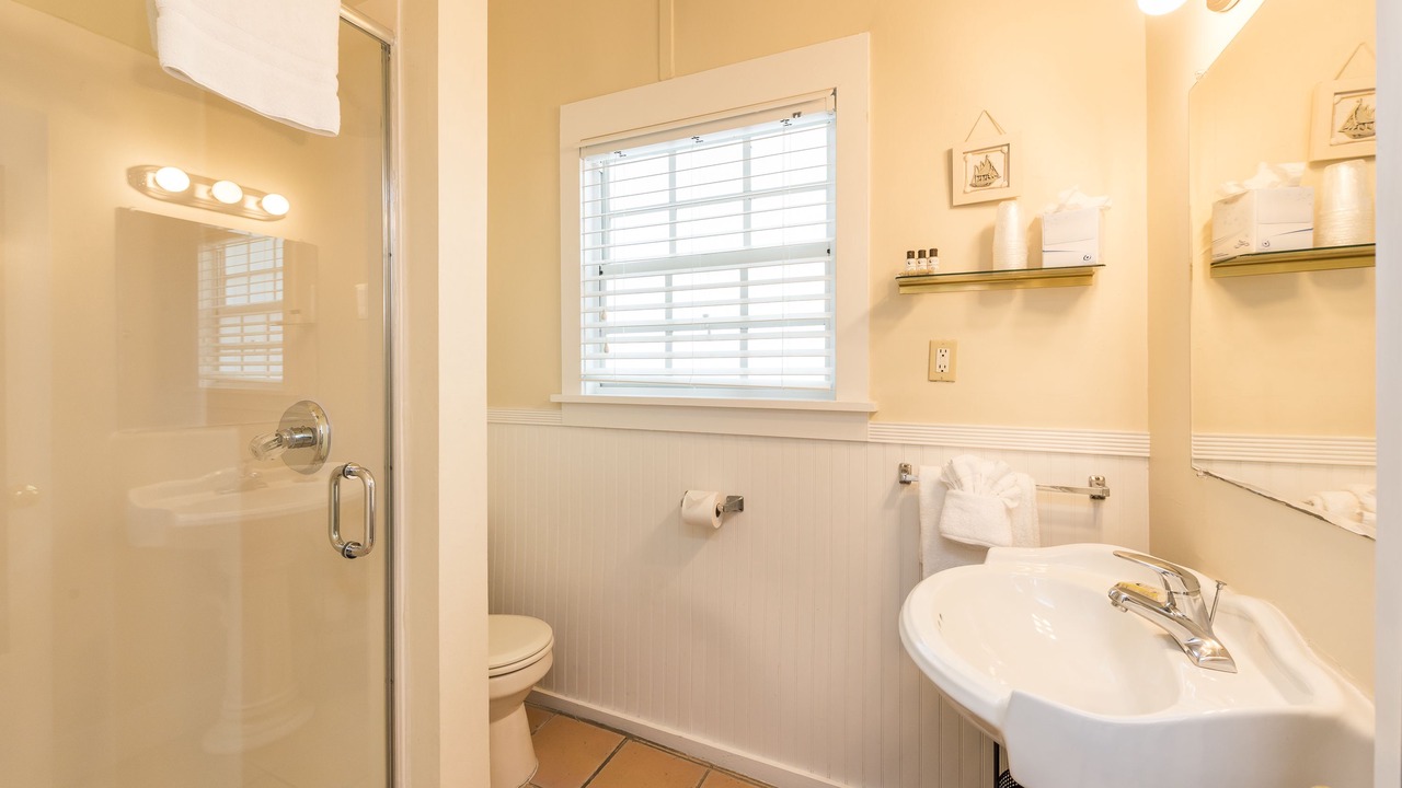 Photo of Bathroom in Historic Seaport