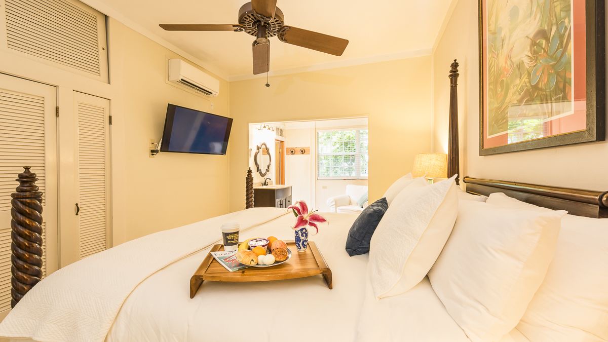 Photo of Bedroom in Historic Seaport