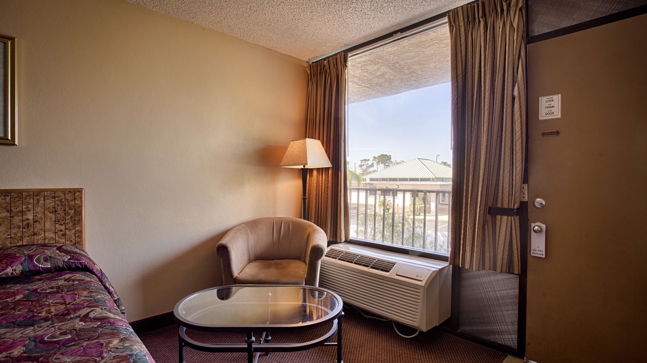 Photo of Bedroom in Tarpon Springs