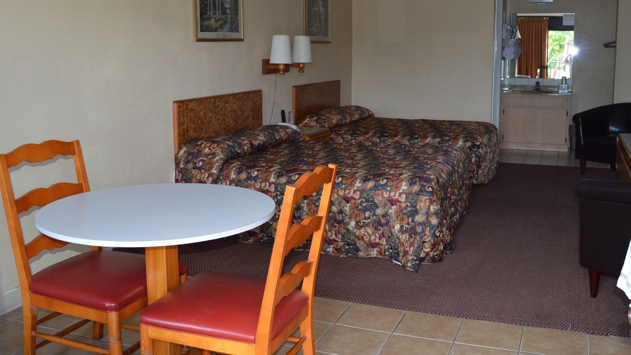 Photo of Bedroom in Tarpon Springs