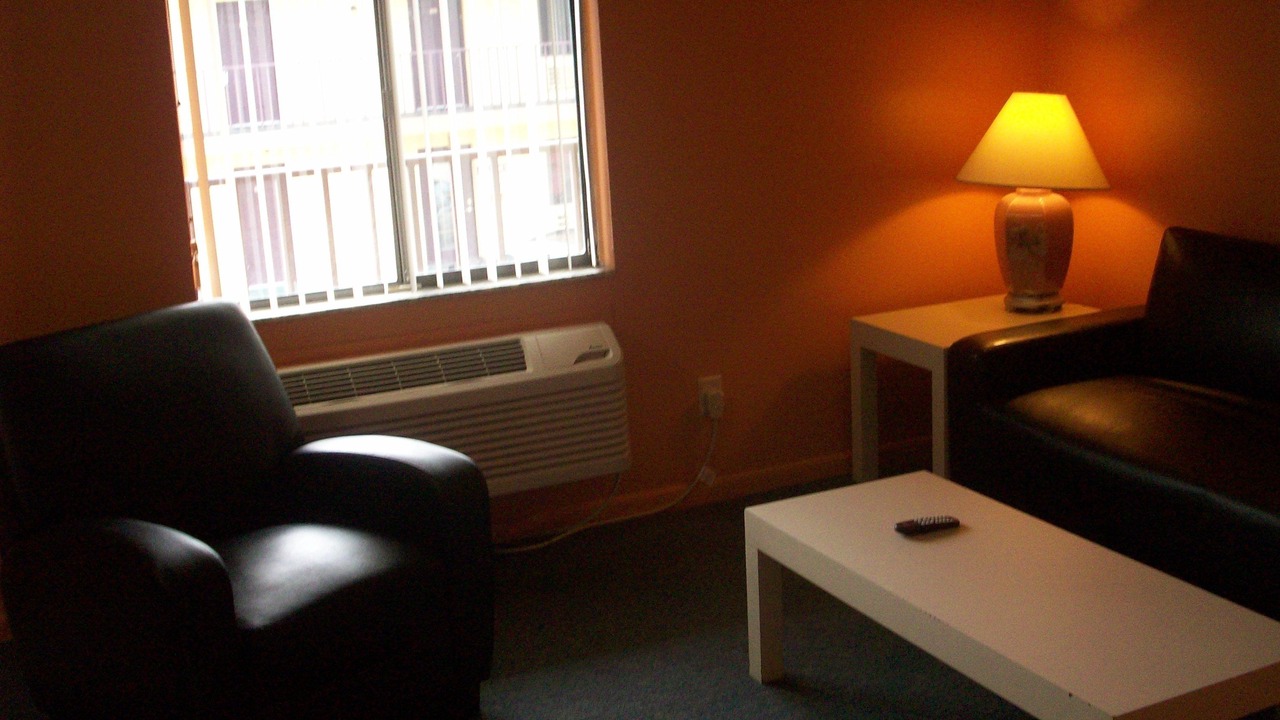 Photo of Bedroom in Edgewater