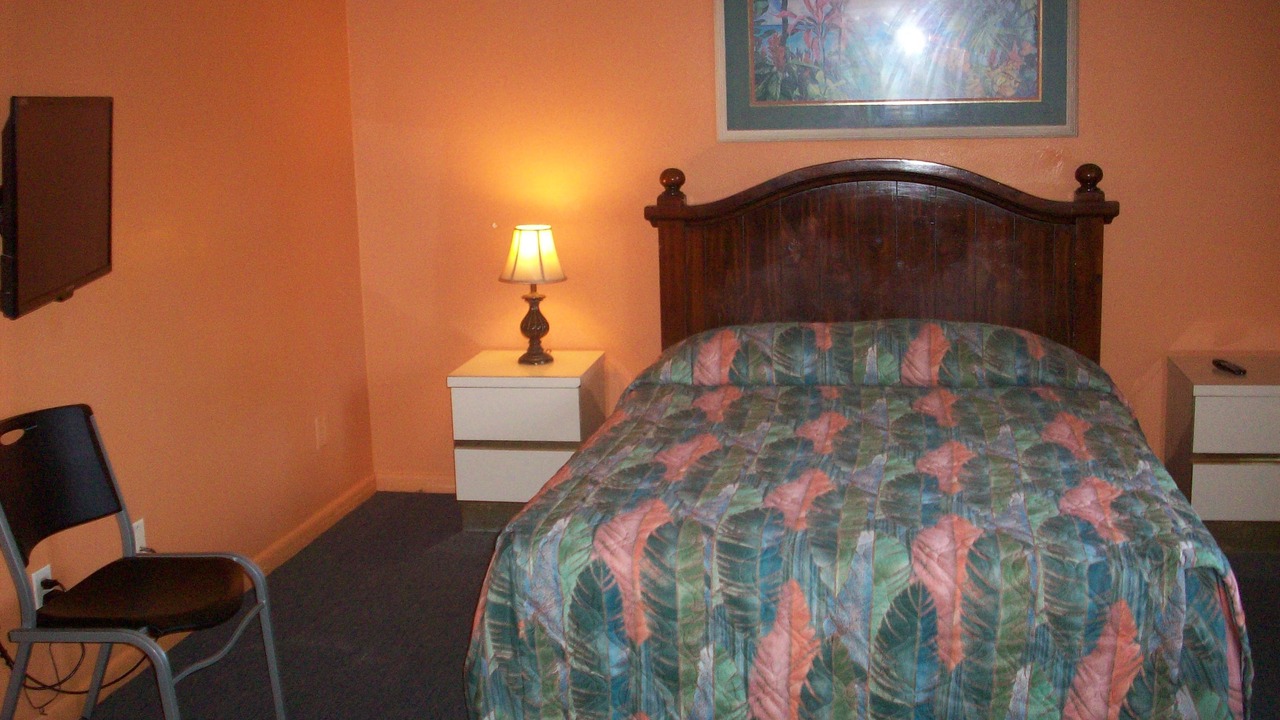 Photo of Bedroom in Edgewater