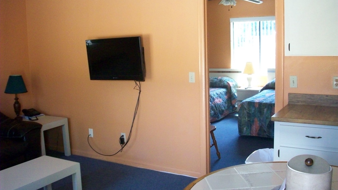 Photo of Bedroom in Edgewater