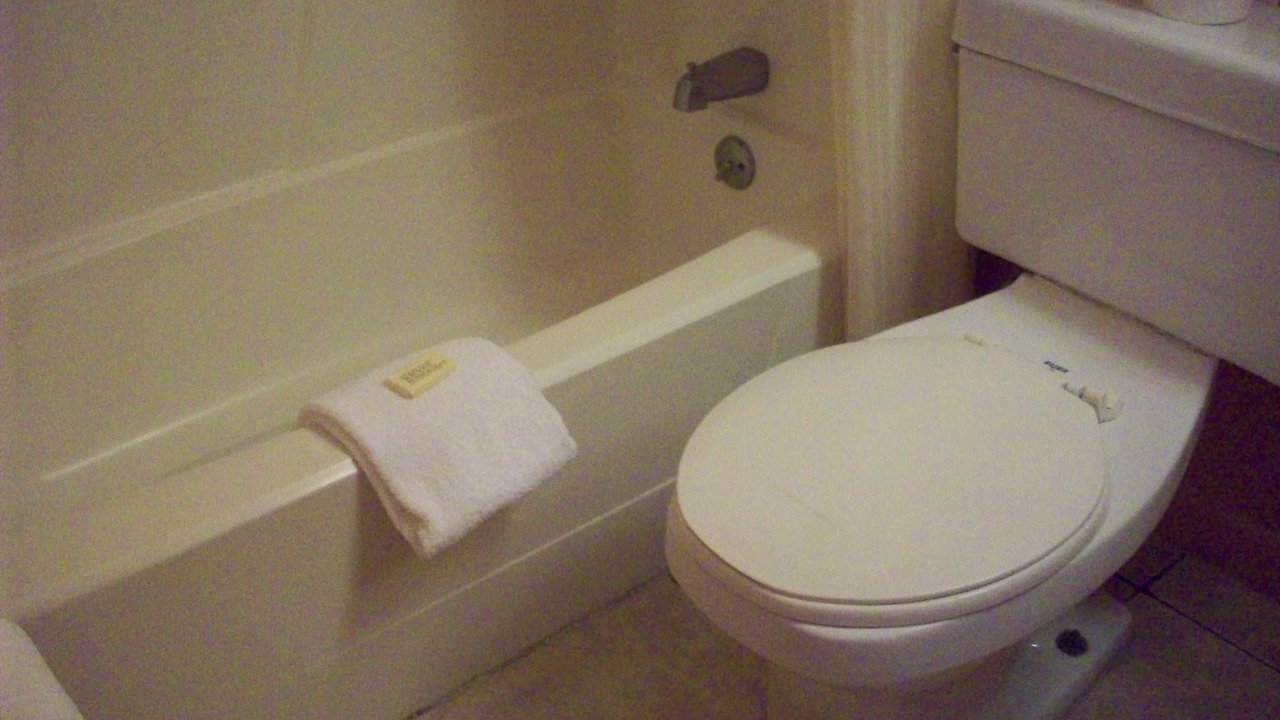 Photo of Bathroom in Edgewater