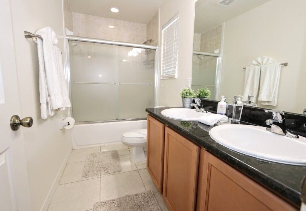 Photo of Bathroom in Crystal Cove