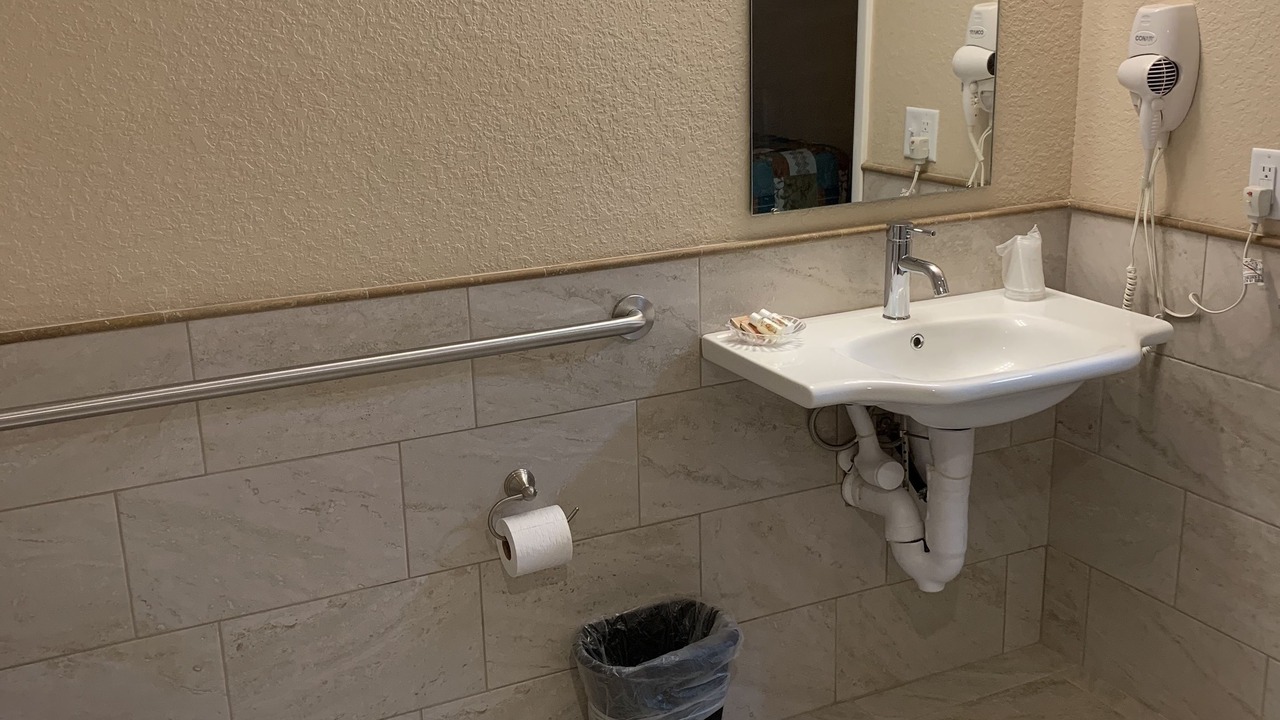 Photo of Bathroom in Hudson Beach Estates