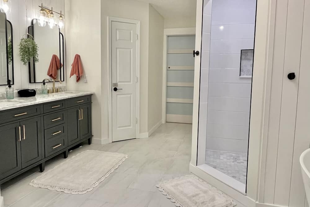 Photo of Bathroom in Milton