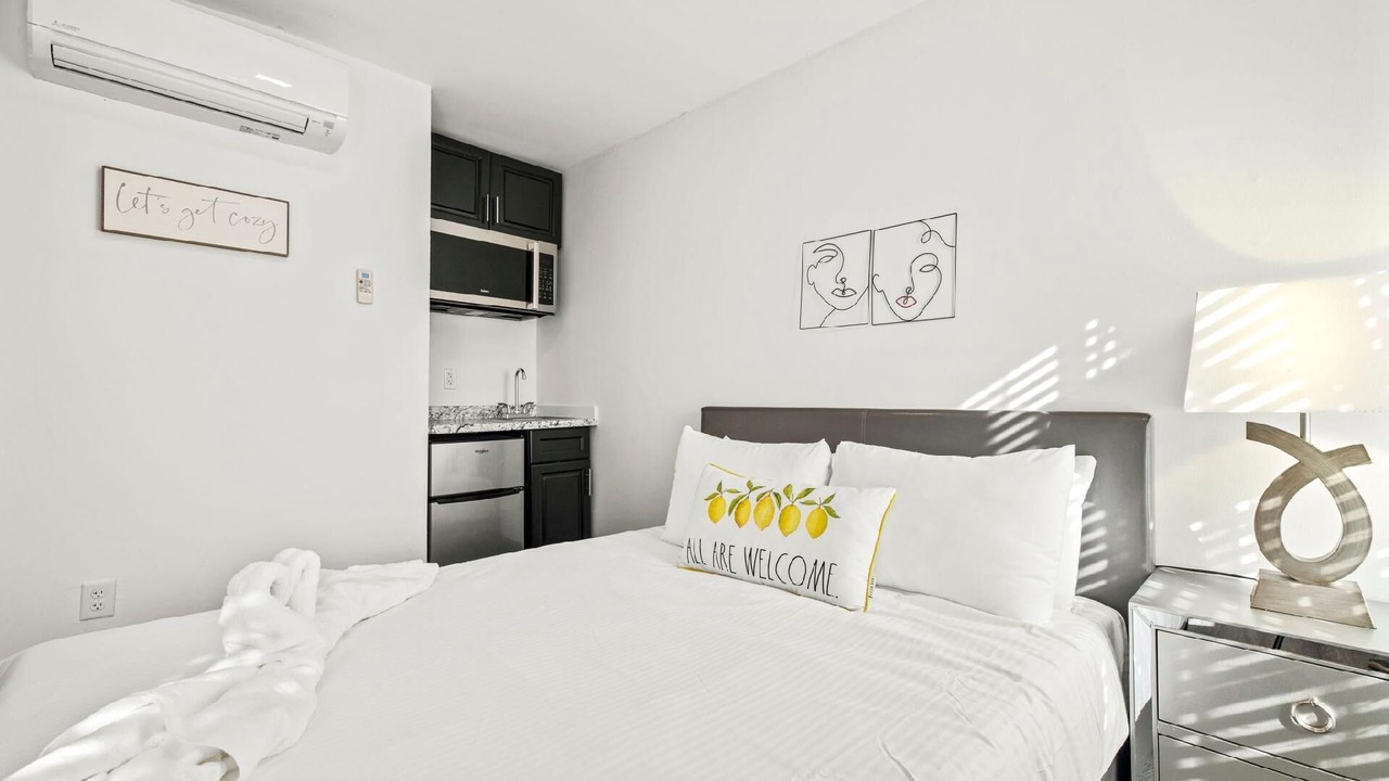 Photo of Bedroom in South Miami