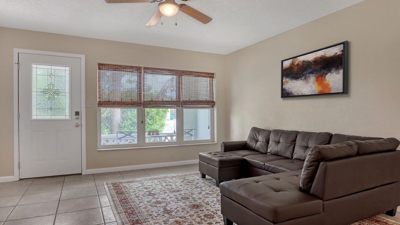 Photo of Livingroom in Sea Park Homes