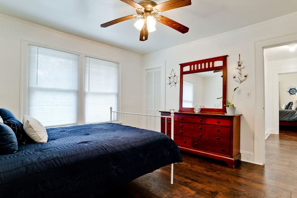 Photo of Bedroom in Bradenton