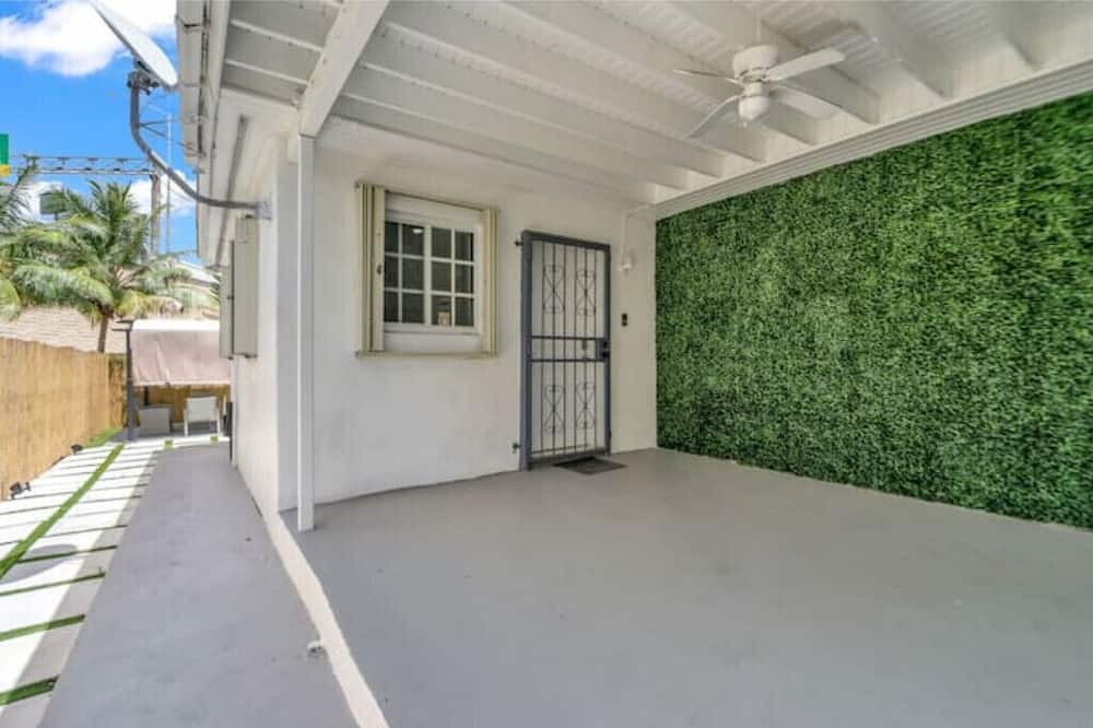 Photo of Outdoor in Little Havana
