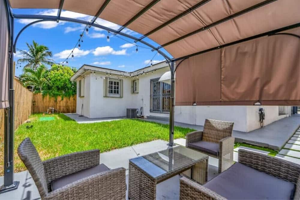 Photo of Patio Balcony in Little Havana