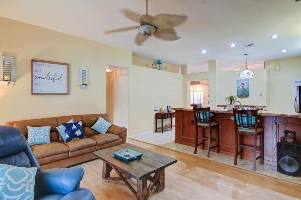 Photo of Livingroom in Wellington