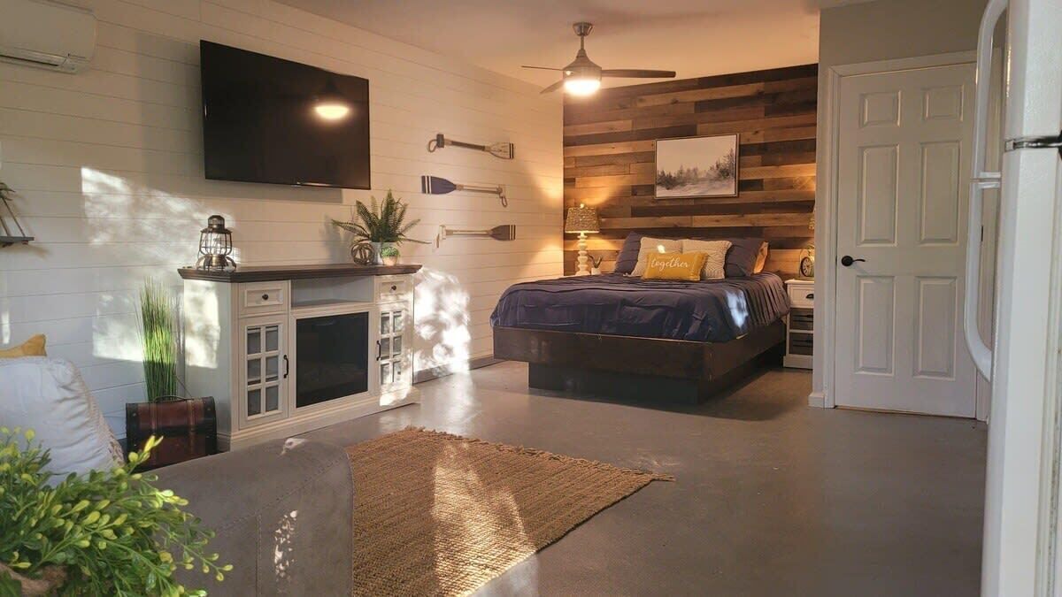 Photo of Livingroom in Lynn