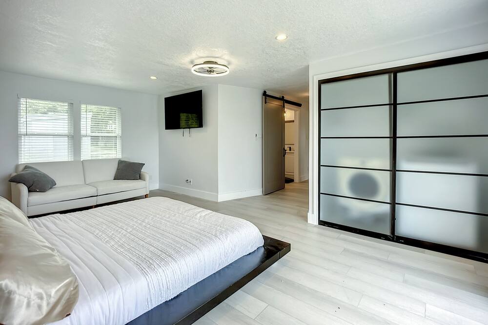 Photo of Bedroom in Northside